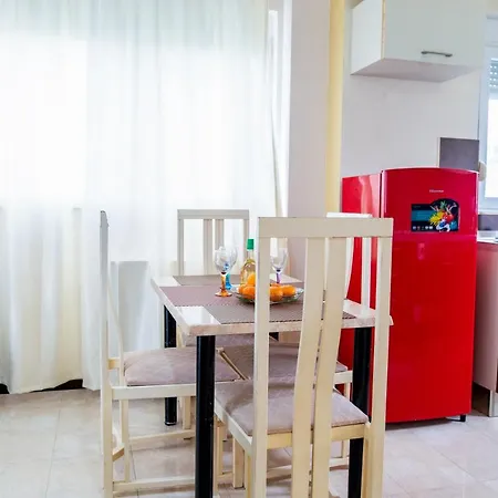 Апартаменты Nikitas 2bd 1st Floor *