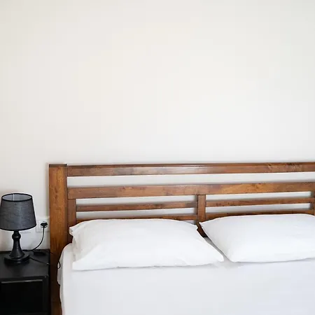 아파트 Nikitas 2bd 1st Floor